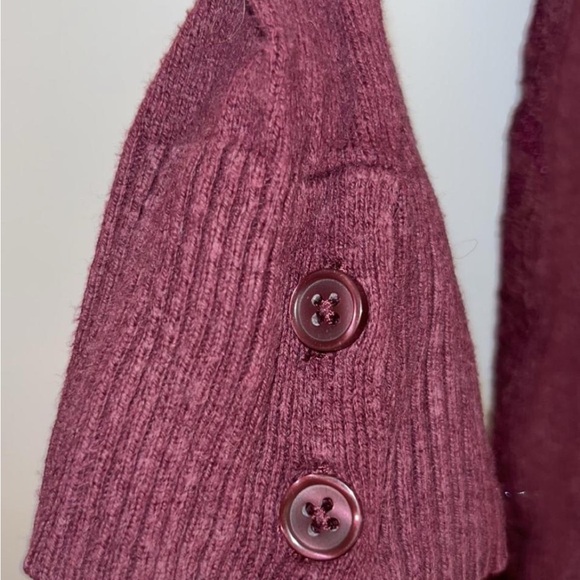 Burgundy cardigan!! - Picture 3 of 5